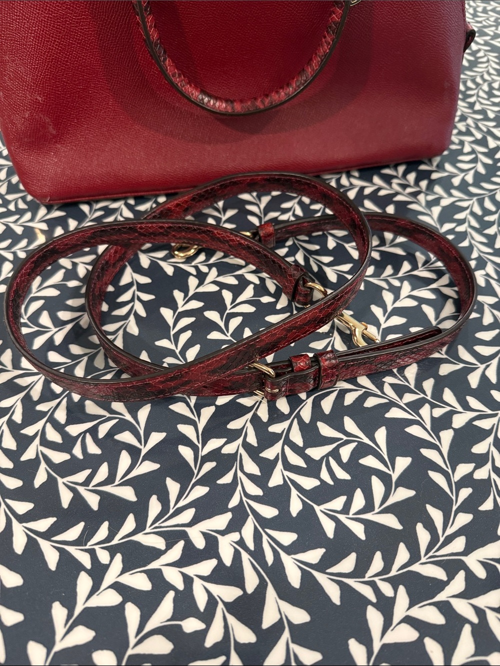 COACH Red Leather Dome Satchel with Gold Hardware and Removable Strap - Picture 3 of 5